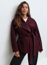 Selina | Veste Courte à Col Haut et Ceinture pour Femme